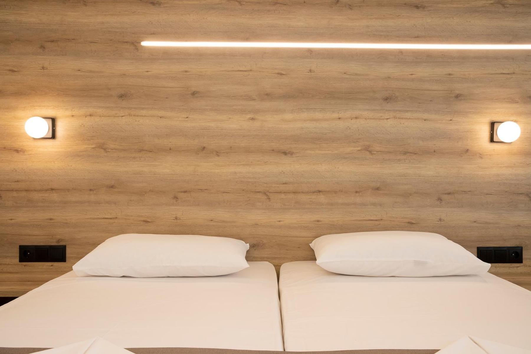 לפטוקריה Dafni Plus Hotel מראה חיצוני תמונה
